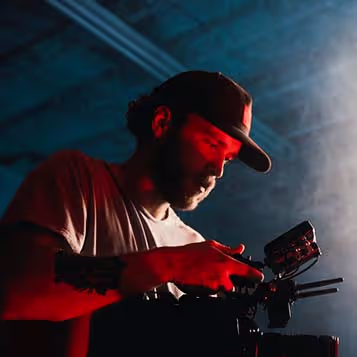 Cinematographer and DP Jay Kipling on a film set with a RED Monstro camera